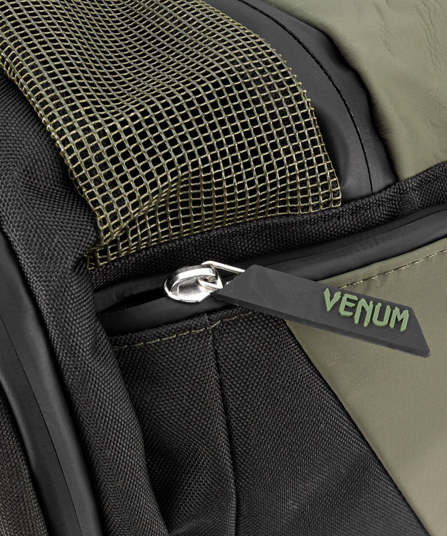 Venum Torba sportowa Trainer Lite EVO Czarna/Khaki
