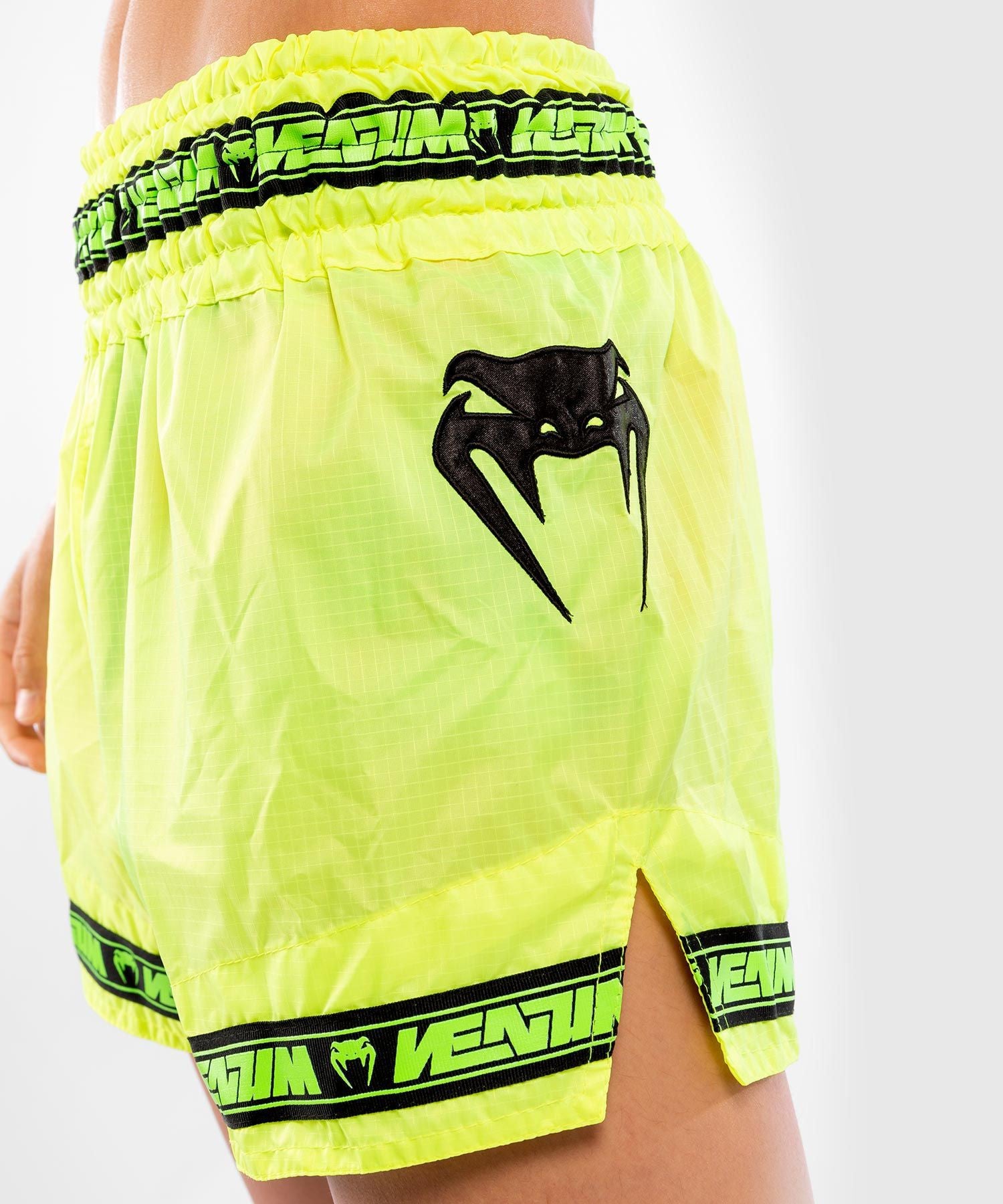 Venum Spodenki Muay Thai Parachute Żółte