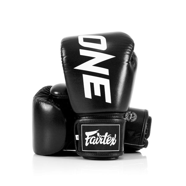 Fairtex Rękawice Bokserskie ze skóry naturalnej BGV1 ONE Czarne