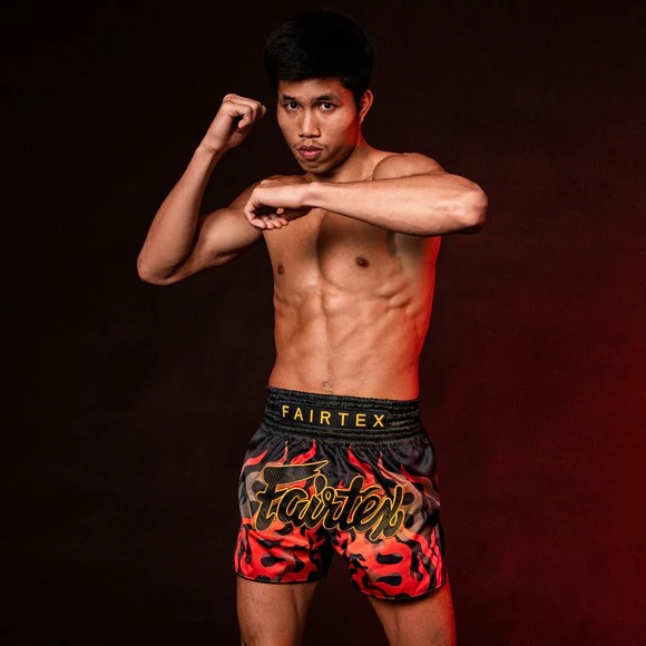 Fairtex Spodenki Muay Thai Volcano BS1921 Czarne/Czerwone