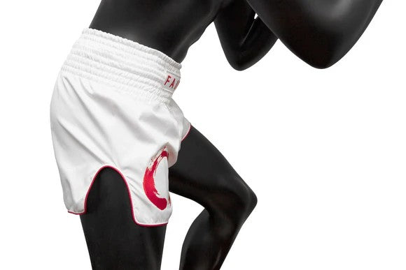 Fairtex Spodenki Muay Thai ENSO BS1918 Białe/Czerwone
