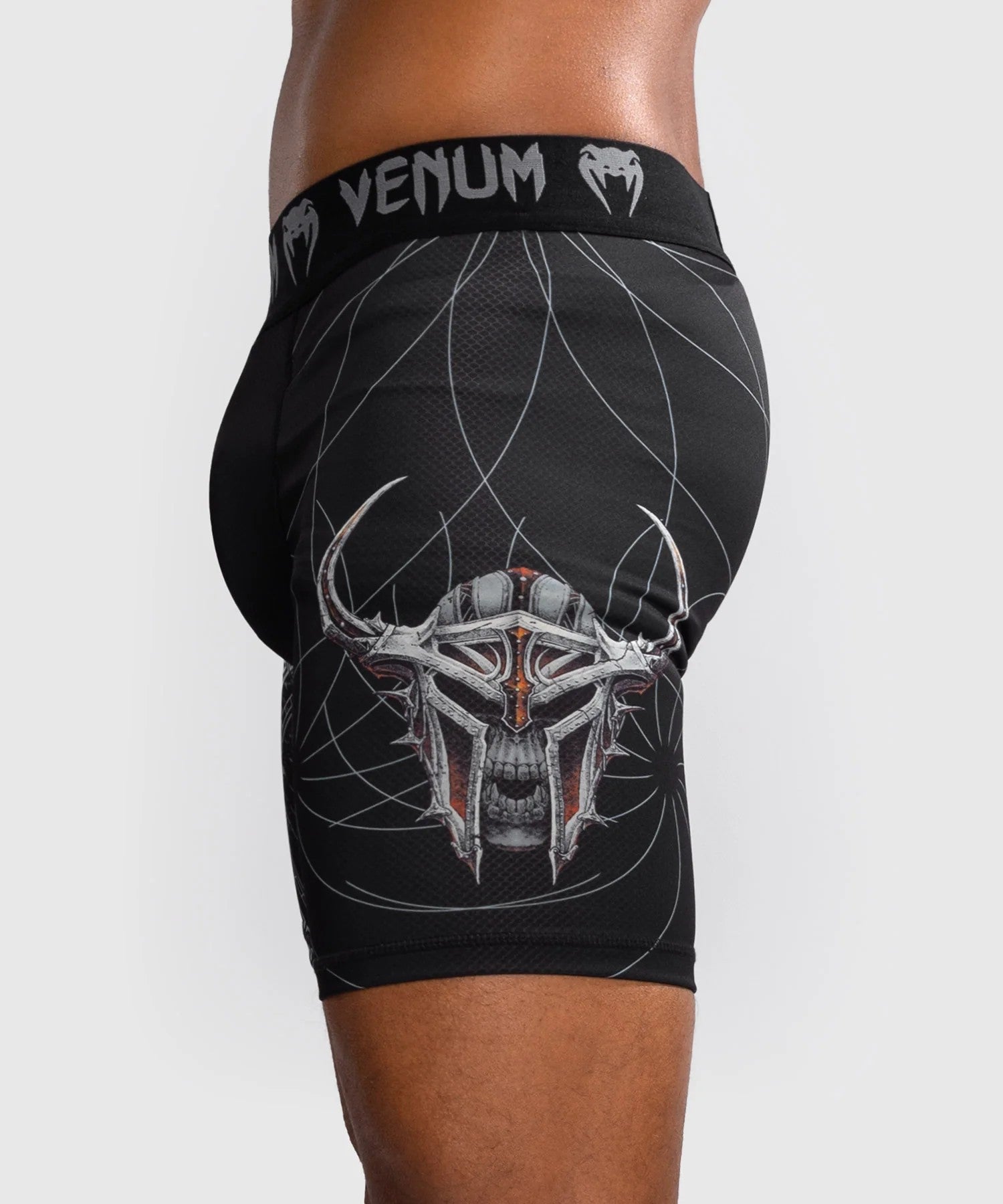 Venum Spodenki Vale Tudo Gladiator 5.0 Czarno-srebrne