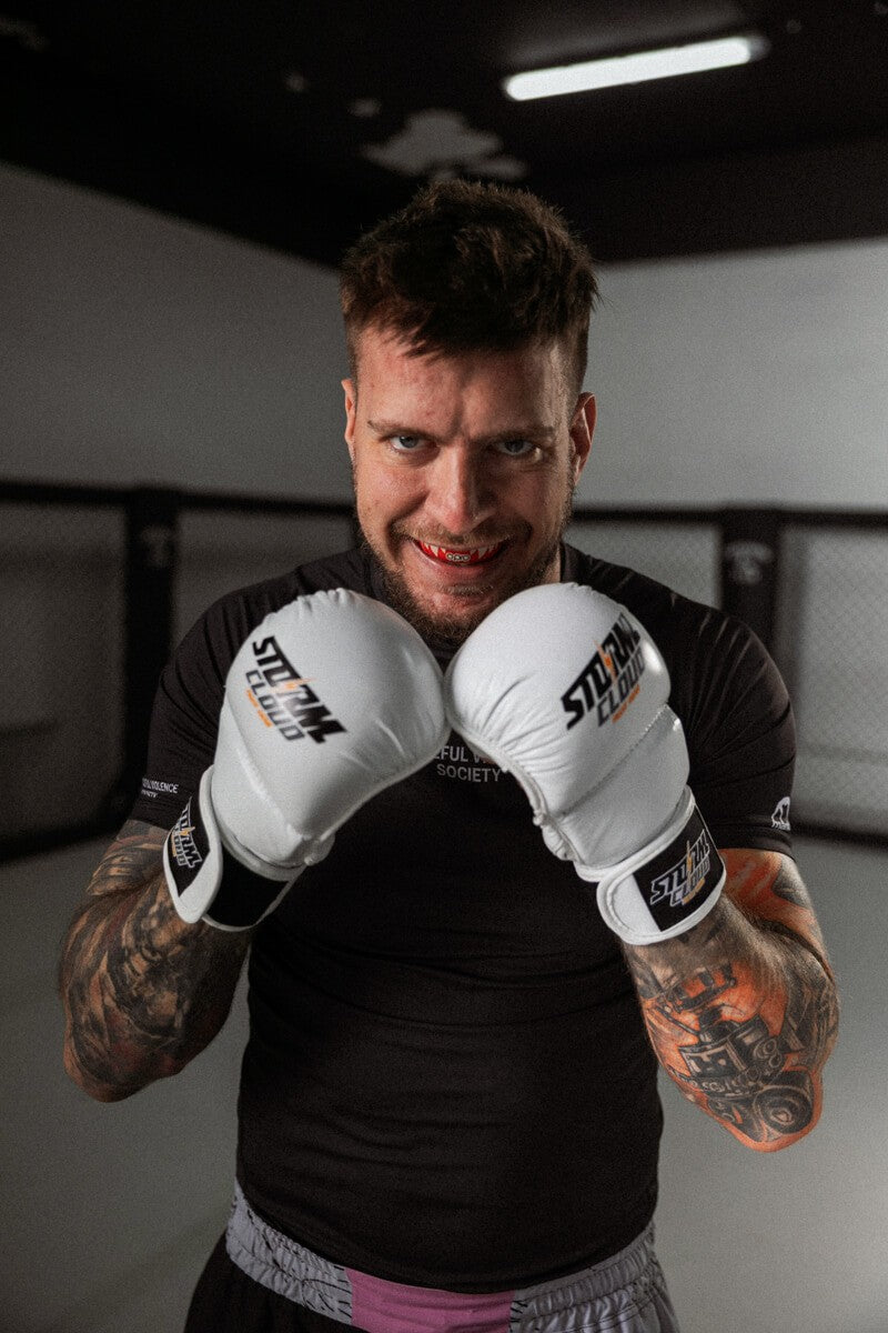 StormCloud Rękawice do MMA Hurricane 2.0 Sparingowe Białe 7oz