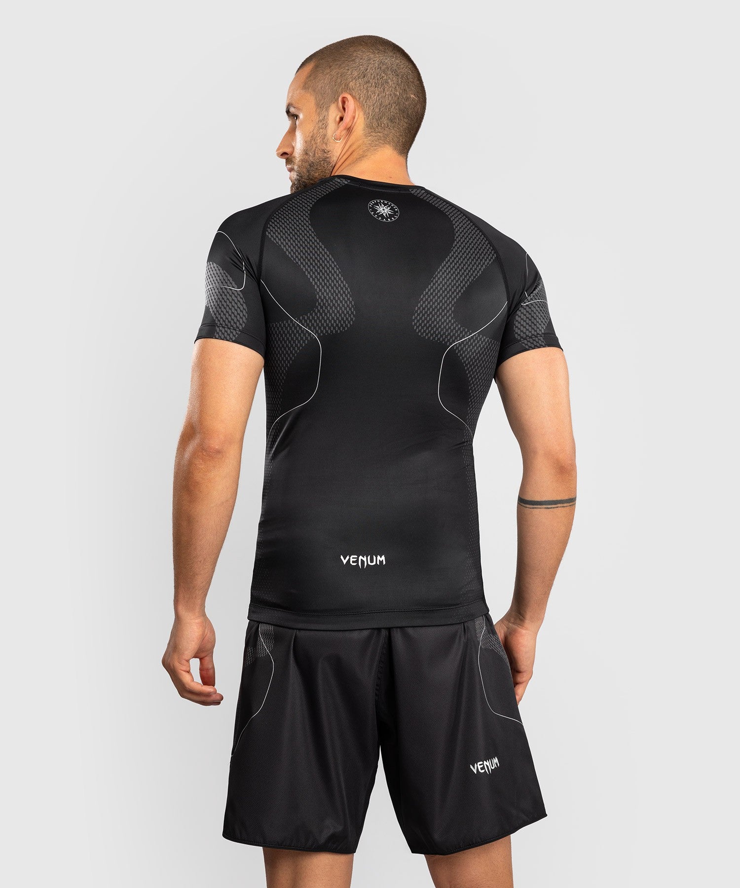 Venum Rashguard Męski Nexus Krótki Rękaw Czarny/Srebrny