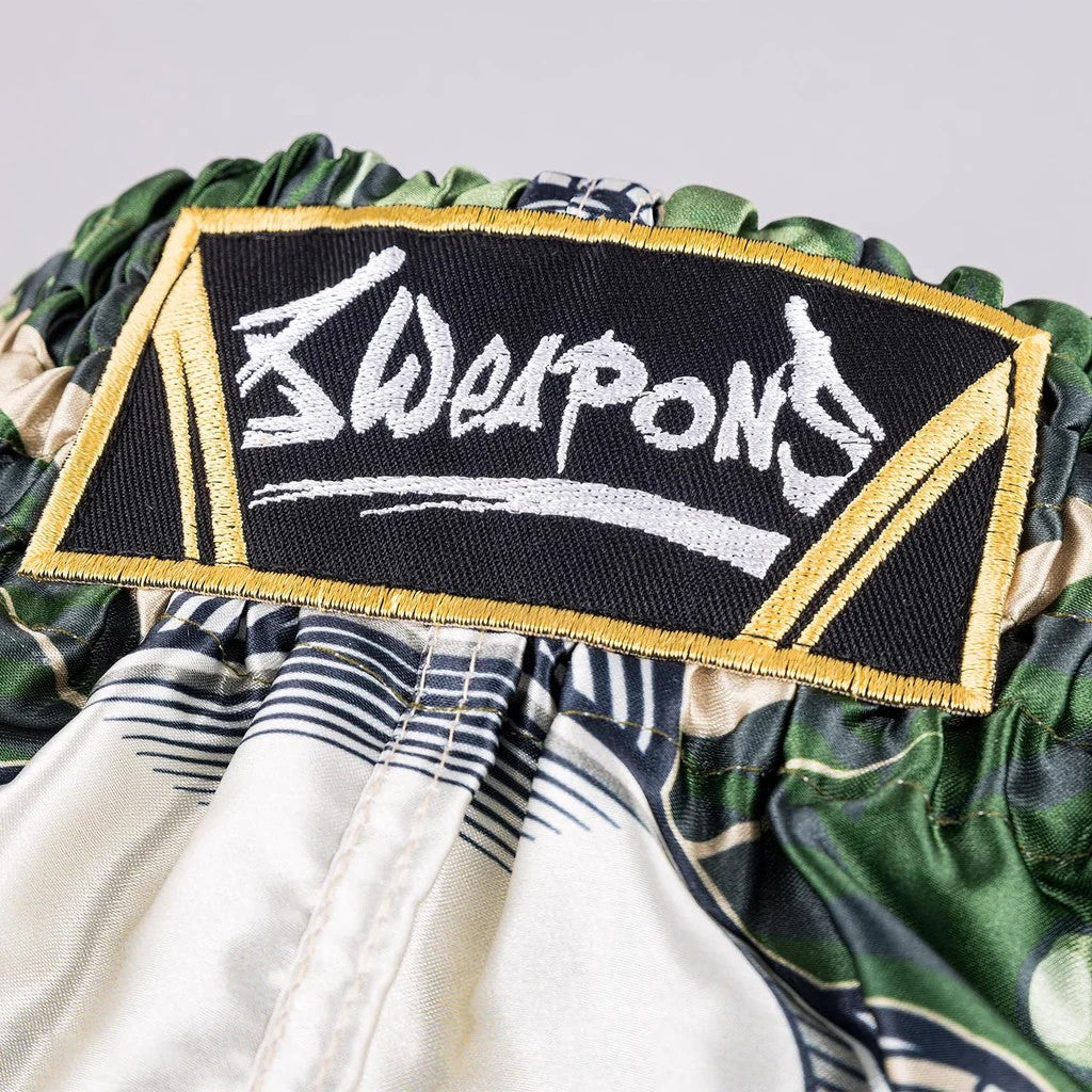 8 Weapons Spodenki Muay Thai Bone Island