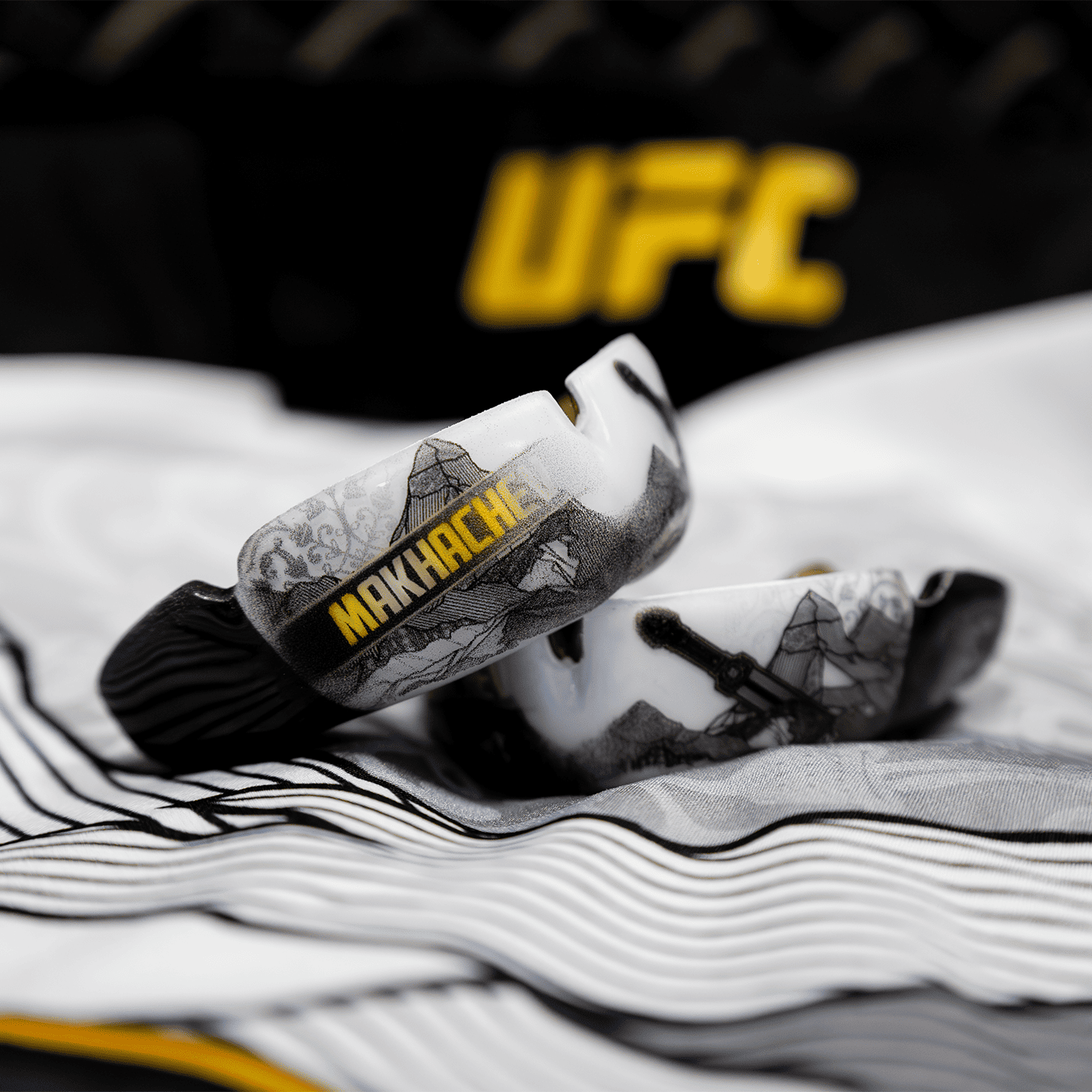 Opro x UFC Islam Makhachev Ochraniacz Na Zęby Instant Custom Fit