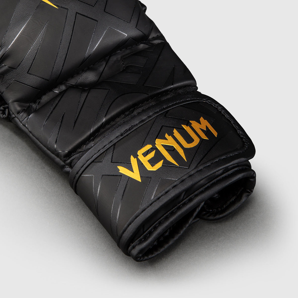 Venum Rękawice sparingowe do MMA Contender 1.5 XT 3D Czarne