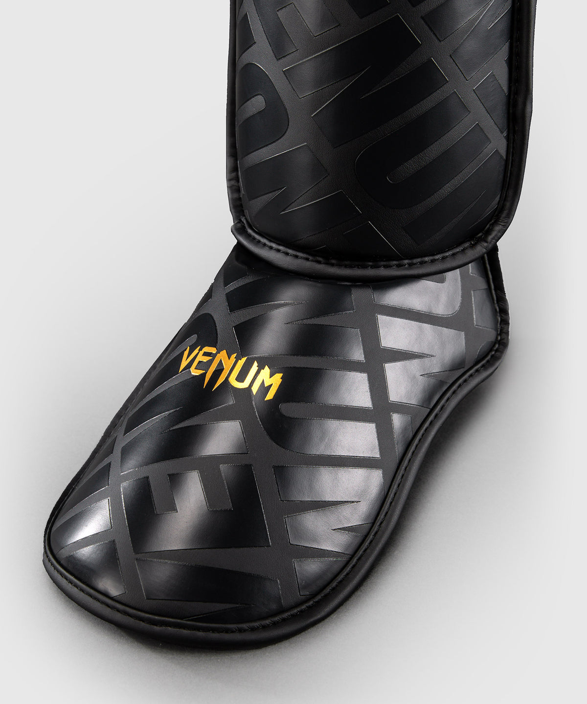 Venum Ochraniacze Piszczeli 1.5 XT 3D Czarne