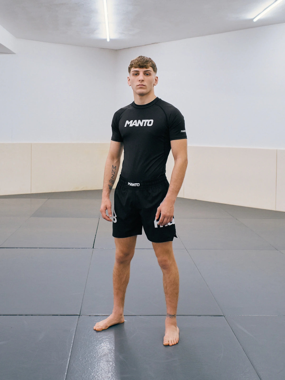MANTO Rashguard Męski Krótki Rękaw LOGO DUAL Czarny