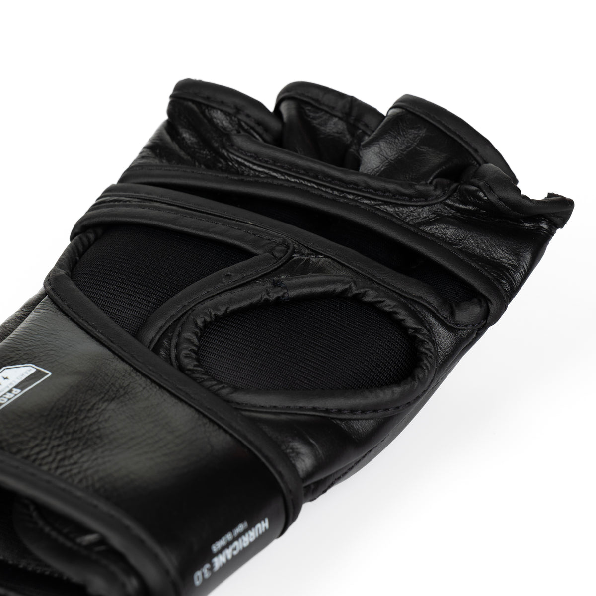 StormCloud Rękawice do MMA Hurricane 3.0 4oz bez kciuka Czarne/Białe