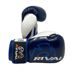 Granatowo-białe rękawice bokserskie przyrządowe Rival RB7 | MMAniak.pl