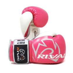 Biało-różowe rękawice bokserskie przyrządowe Rival RB7 | MMAniak.pl