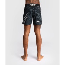 Czarne Spodenki MMA Venum UFC Fusion Short Fit | sklep MMAniak.pl