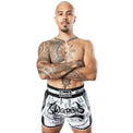 8 Weapons Spodenki Muay Thai Sak Yant Tigers Białe