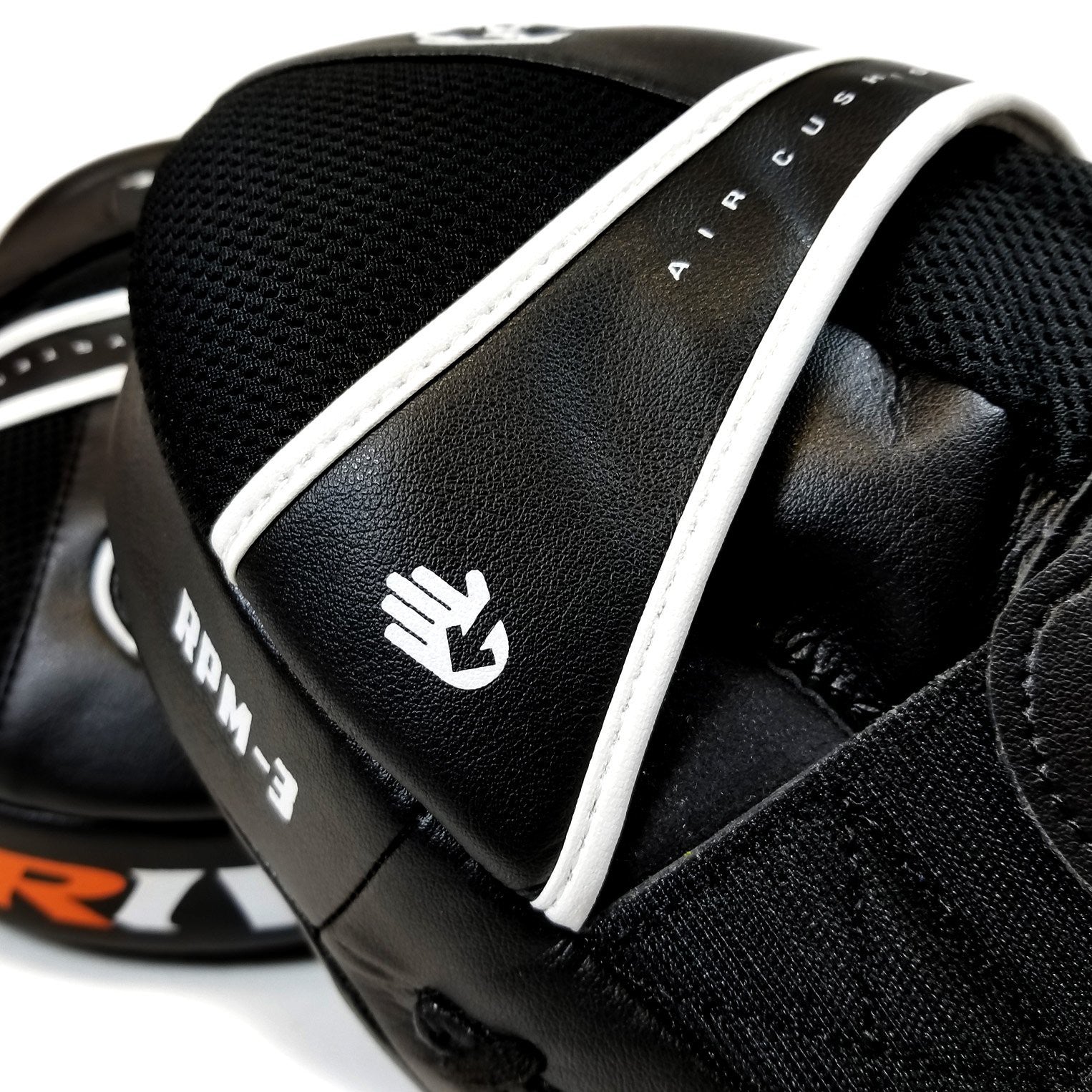 Rival Tarcze Bokserskie Air Punch Mitts 2.0 RPM3