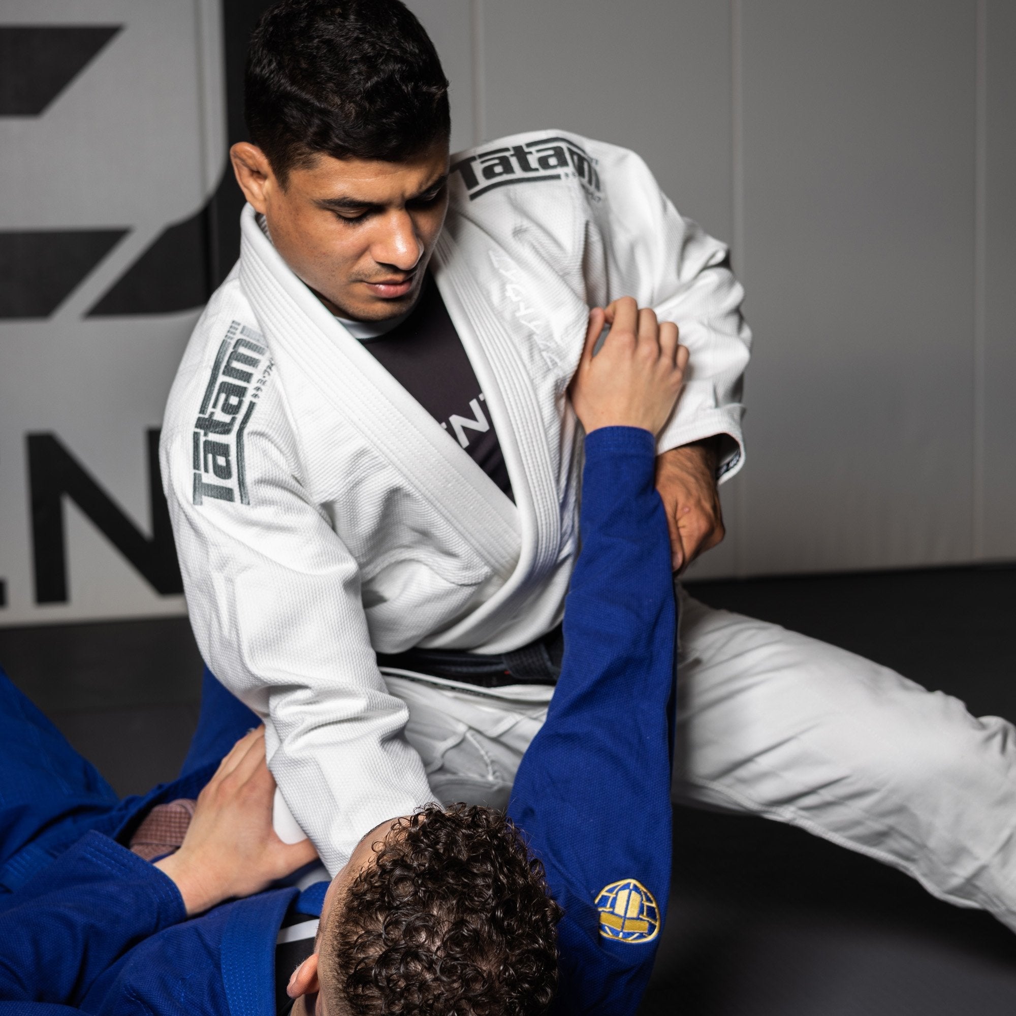 Tatami Kimono/Gi BJJ Męskie Estilo Black Label Białe/Szare