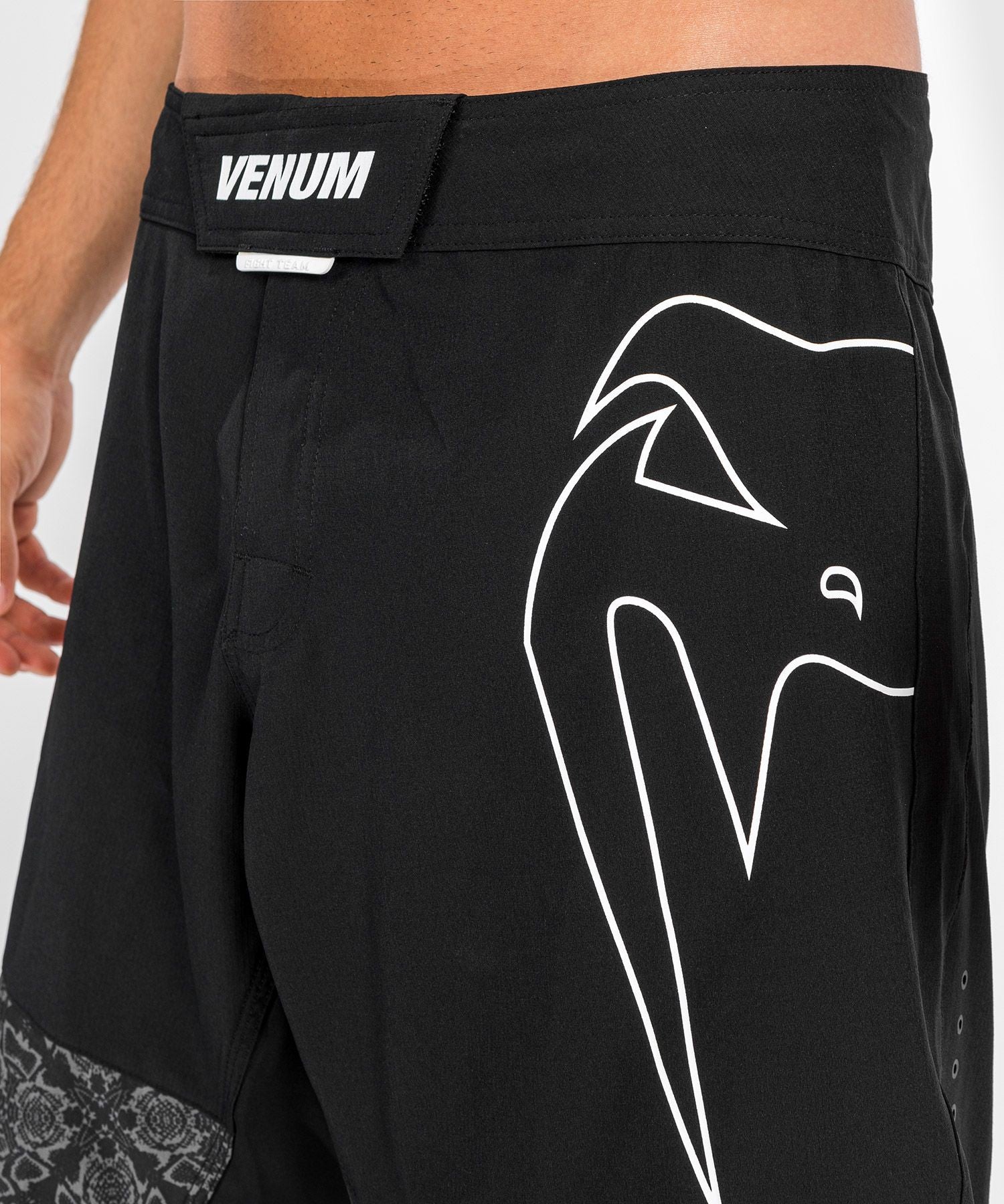 Venum Spodenki MMA Light 4.0 Czarne/Białe