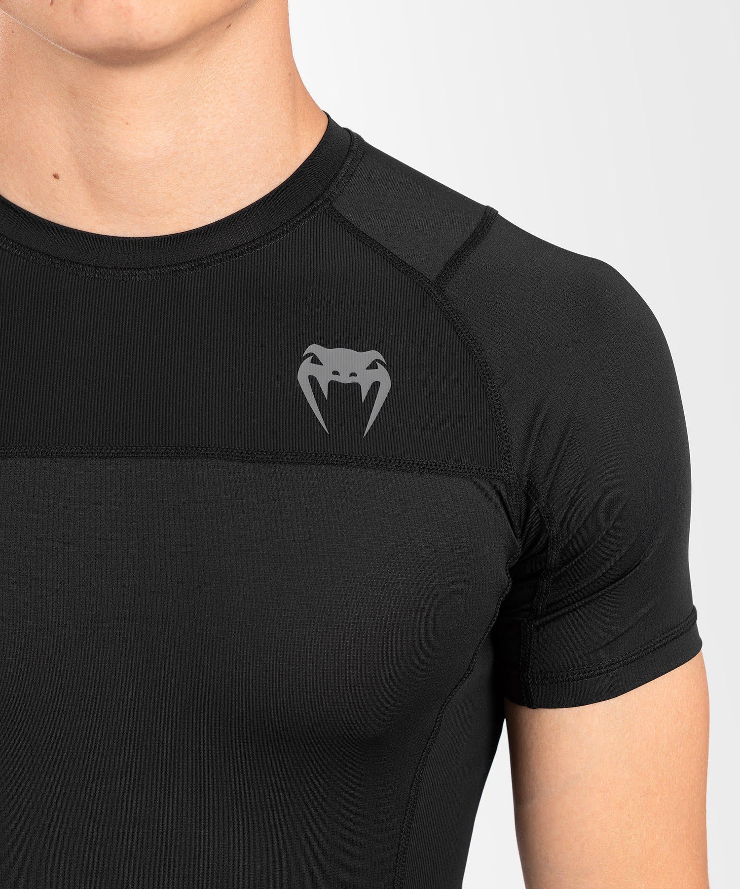 Venum Rashguard Męski G-Fit AIR Krótki rękaw Czarny