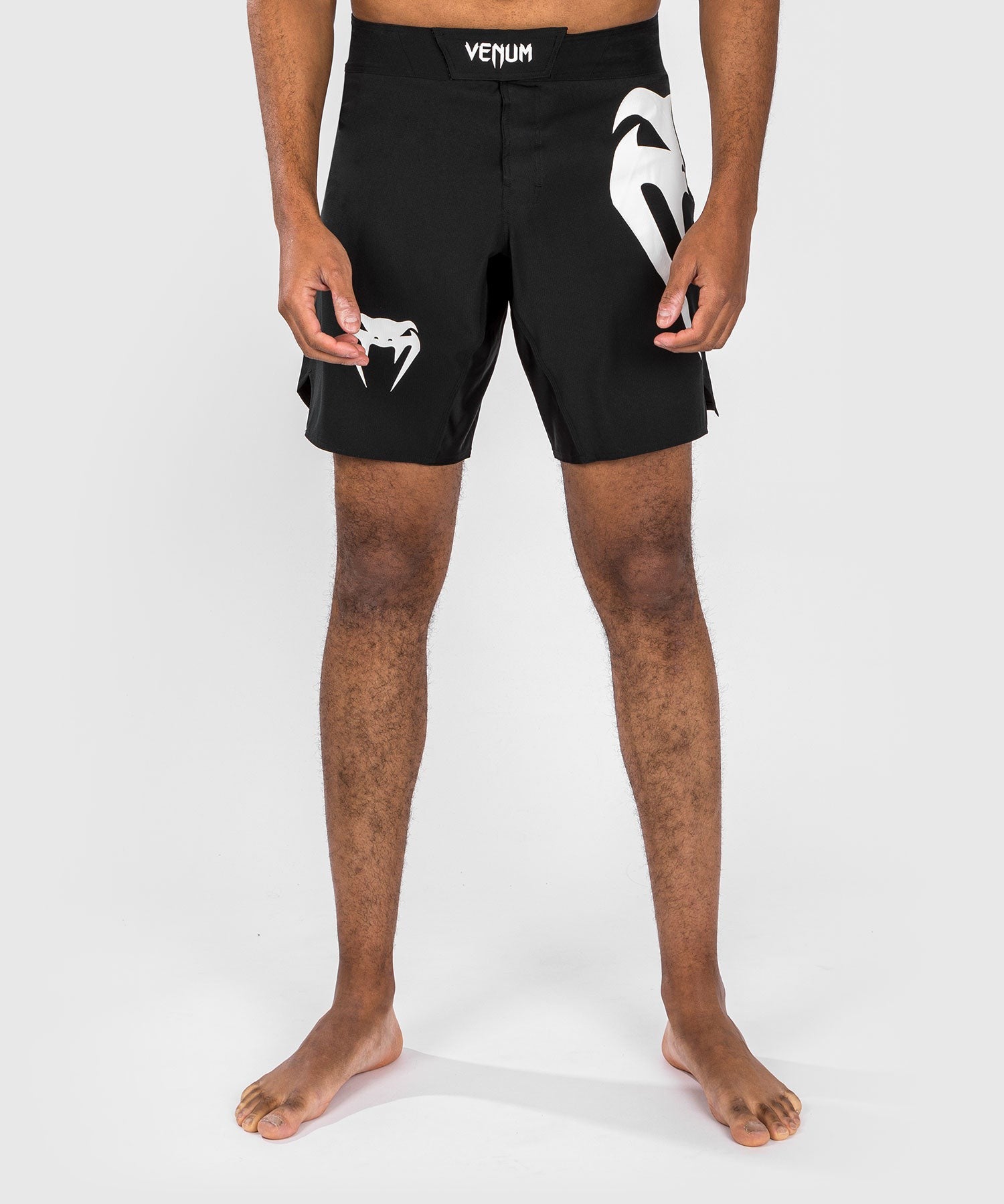 Venum Spodenki do MMA Light 5.0 Black/White