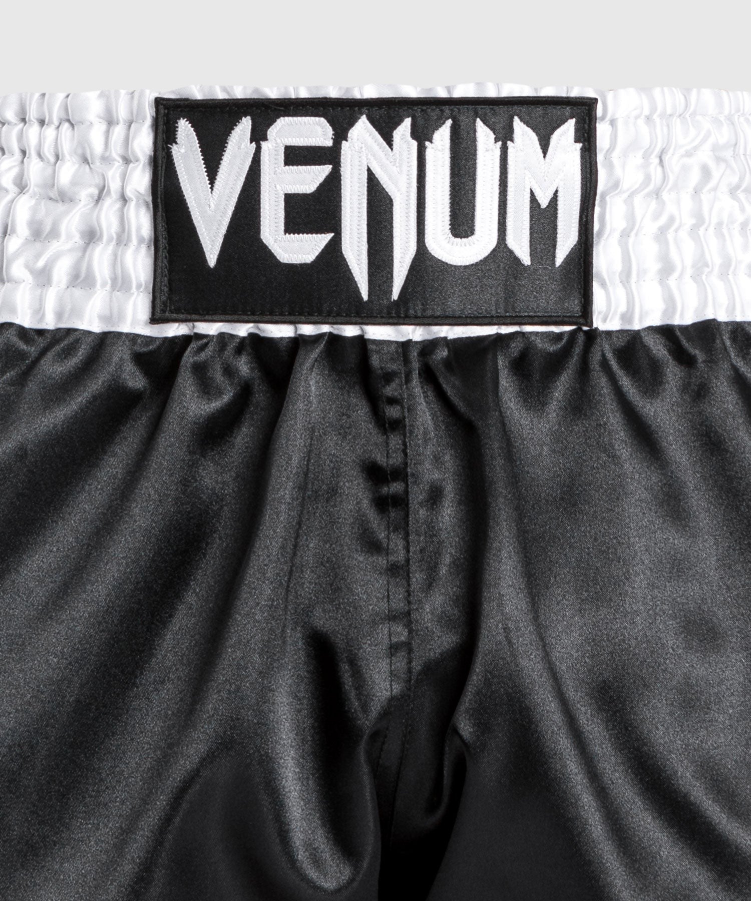Venum Spodenki Muay Thai Classic Czarne/Białe