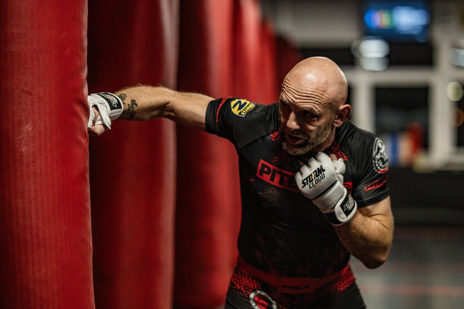StormCloud Rękawice do MMA Hurricane 2.0 Białe 4oz