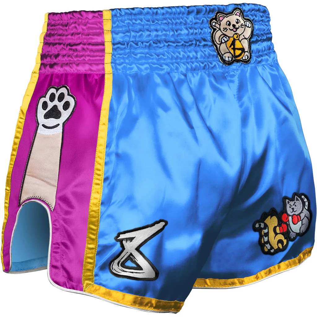 8 Weapons Spodenki Muay Thai Meow Thai