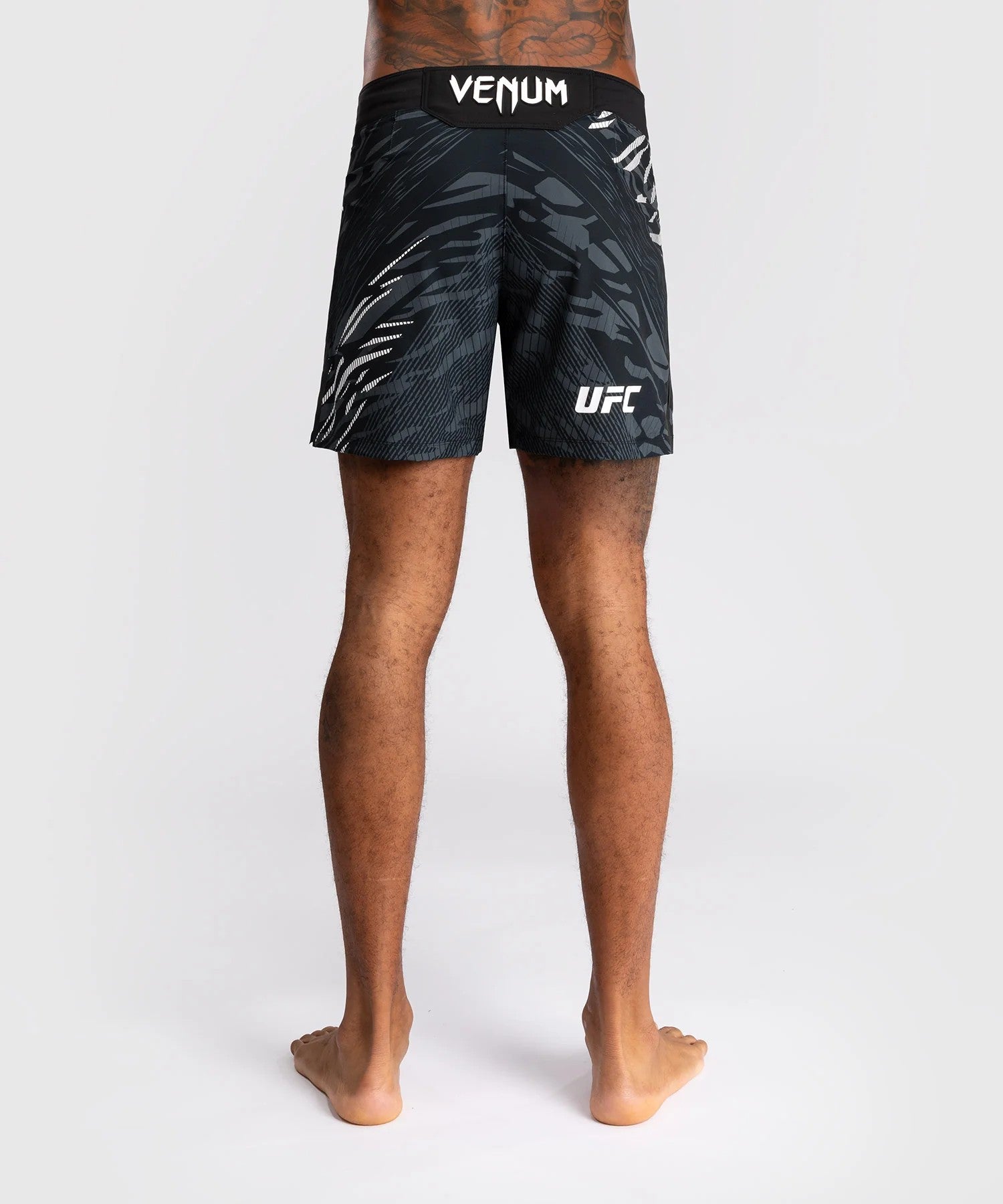 Venum Spodenki do MMA Short Fit UFC Fusion Authentic Fight Night Czarne
