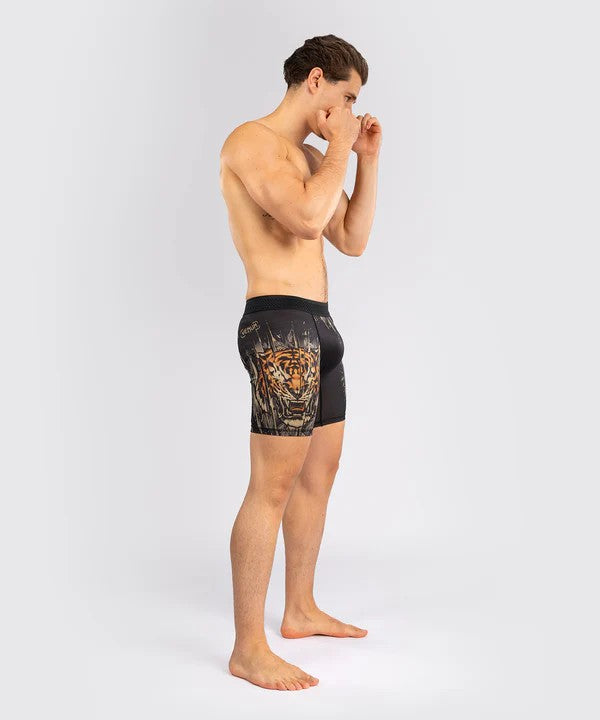 Venum Spodenki Vale Tudo Tiger Black/Neon Orange
