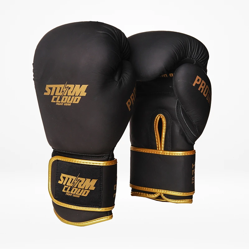 Zestaw Kickboxing Premium Rękawice Boxing Pro Czarno-Złote + Bandaże 4M + Szczęka OPRO UFC Silver + Piszczele Lite Czarne