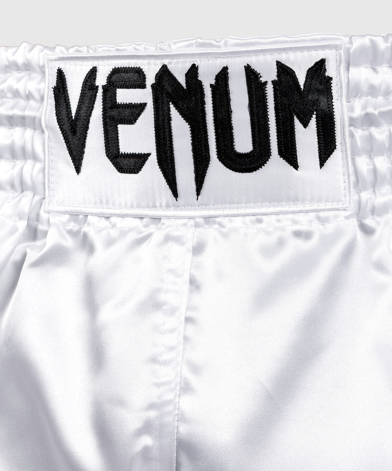 Venum Spodenki Muay Thai Classic White/Black