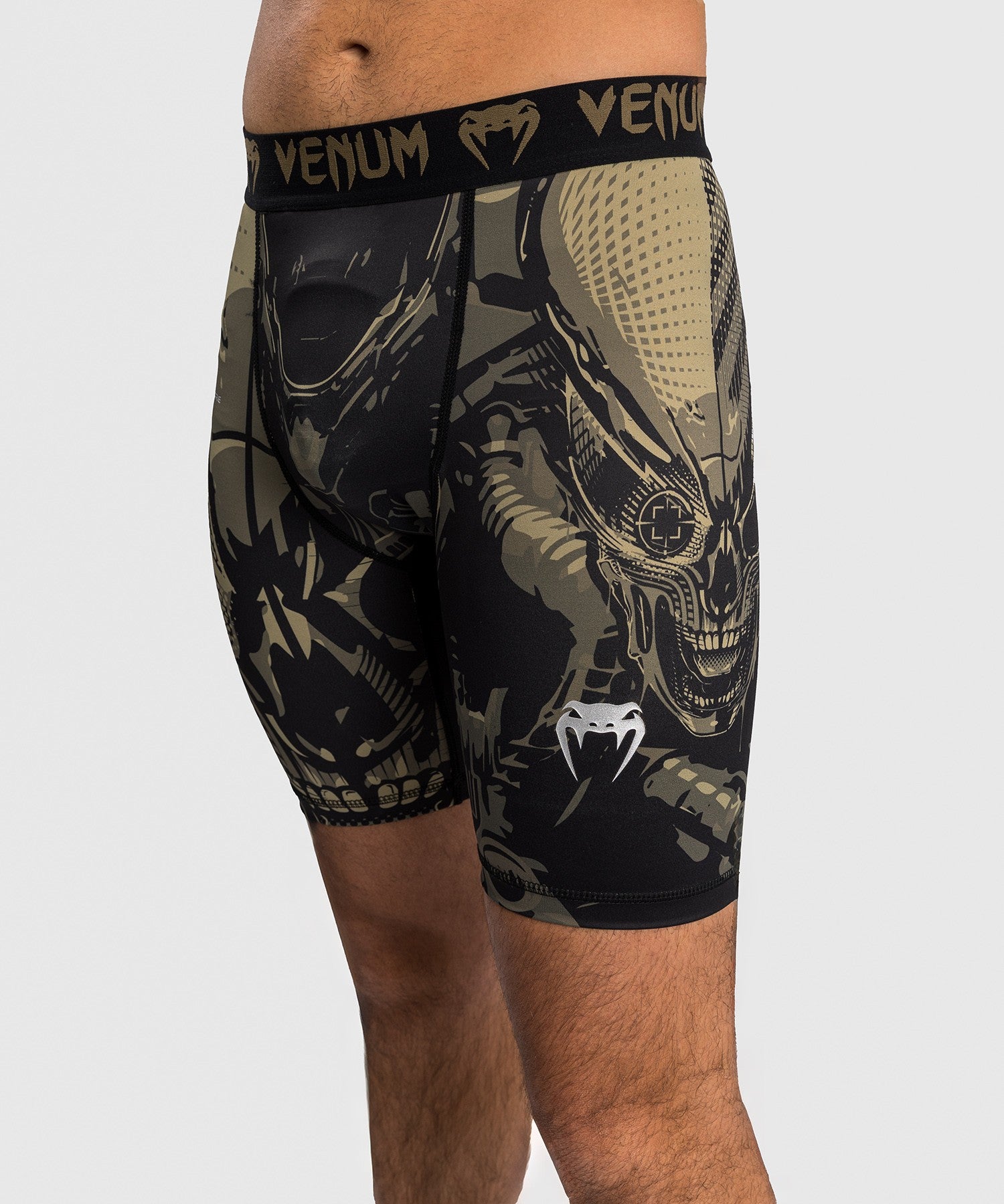 Venum Spodenki Vale Tudo Invader Czarne/Piaskowe