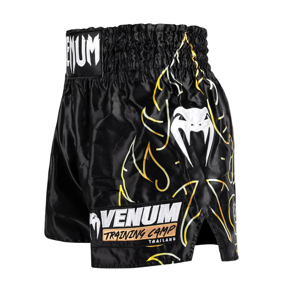 Venum Spodenki Muay Thai VTC Flames Czarne/Złote