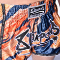 8 Weapons Spodenki Muay Thai Vivo Magma