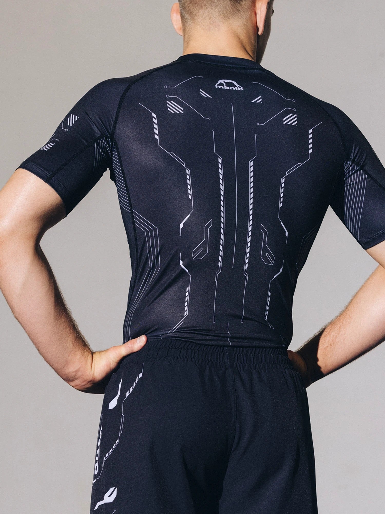 MANTO Rashguard Krótki Rękaw SHIELD Czarny