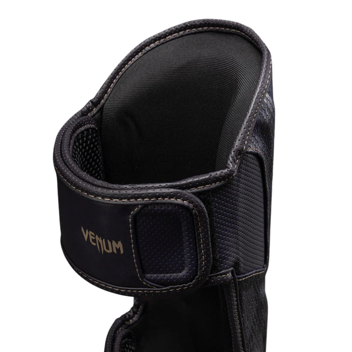 Venum Ochraniacze Piszczeli Impact Evo Scales Ciemno Purpurowe