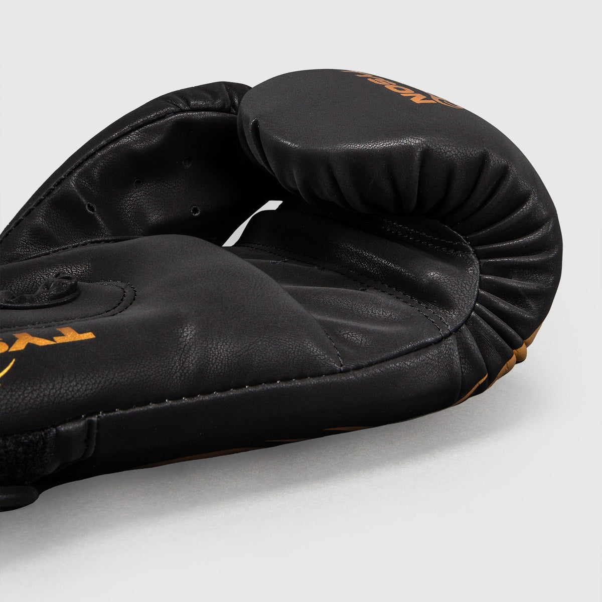 Venum Rękawice Bokserskie Mike Tyson Replica Impact Czarne/Złote