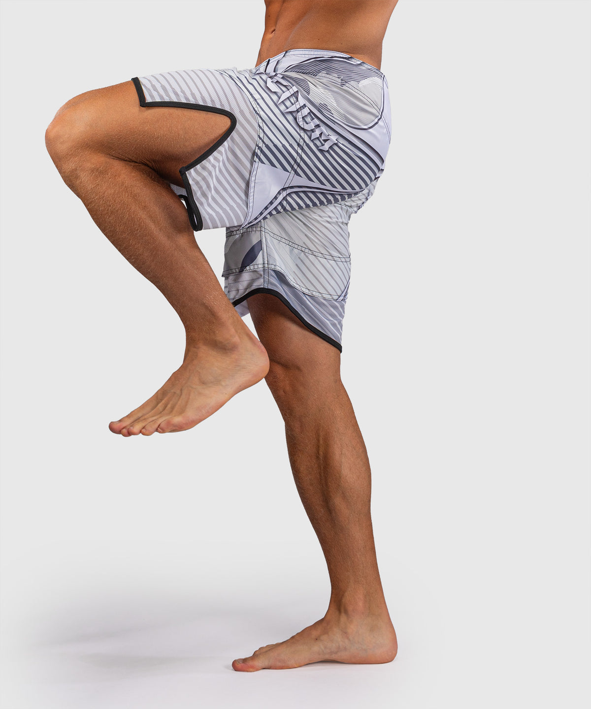 Venum Spodenki do MMA Camo Hero Białe/Szare