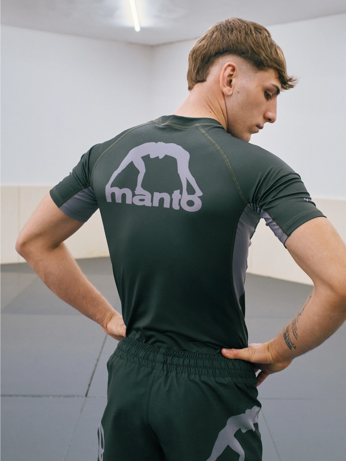 MANTO Rashguard Męski Krótki Rękaw LOGO DUAL zielony