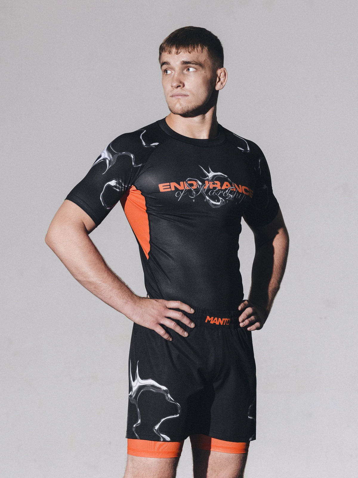 MANTO Spodenki ENDURANCE Czarne