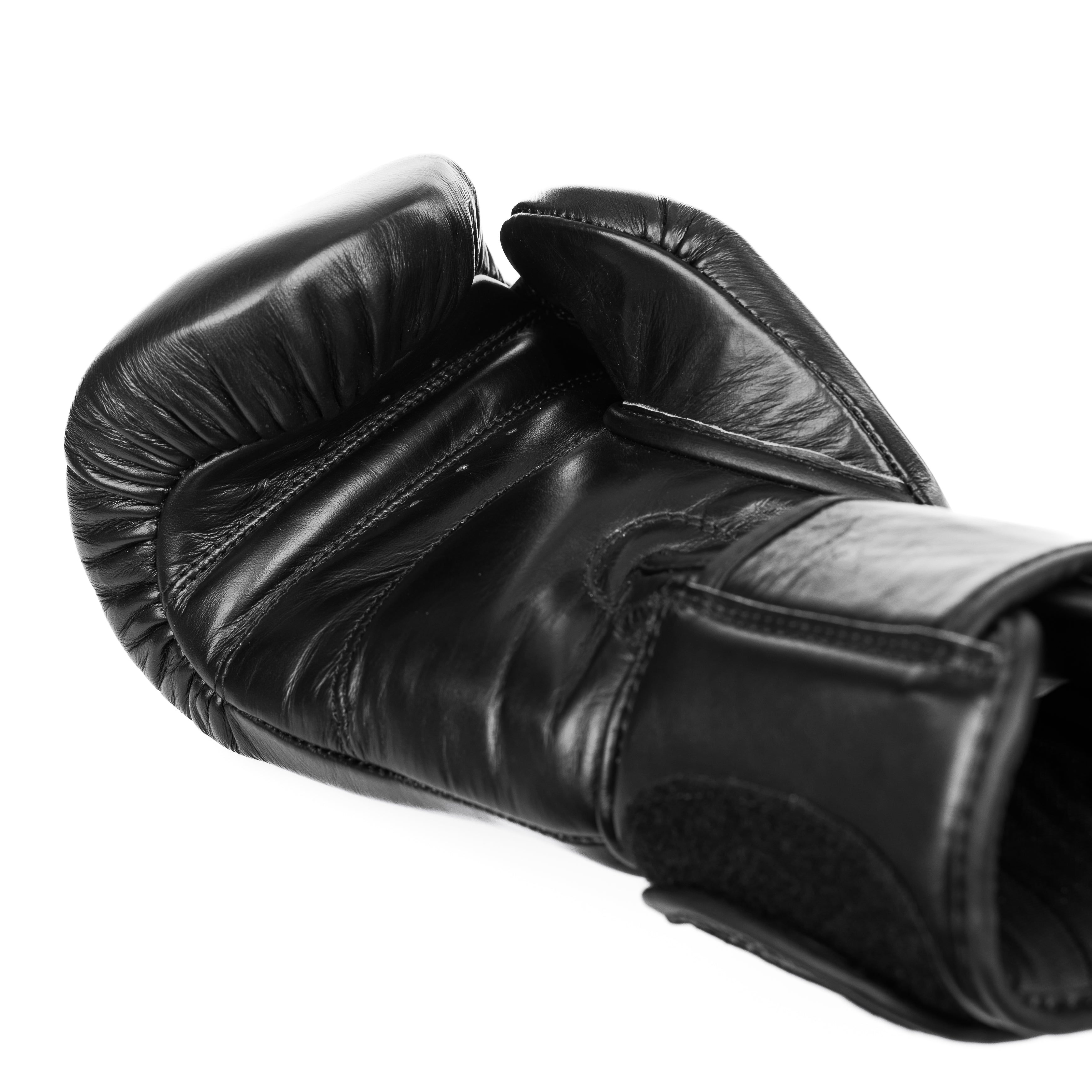 StormCloud Rękawice Muay Thai Blizzard 2.0 Czarne/Czarne