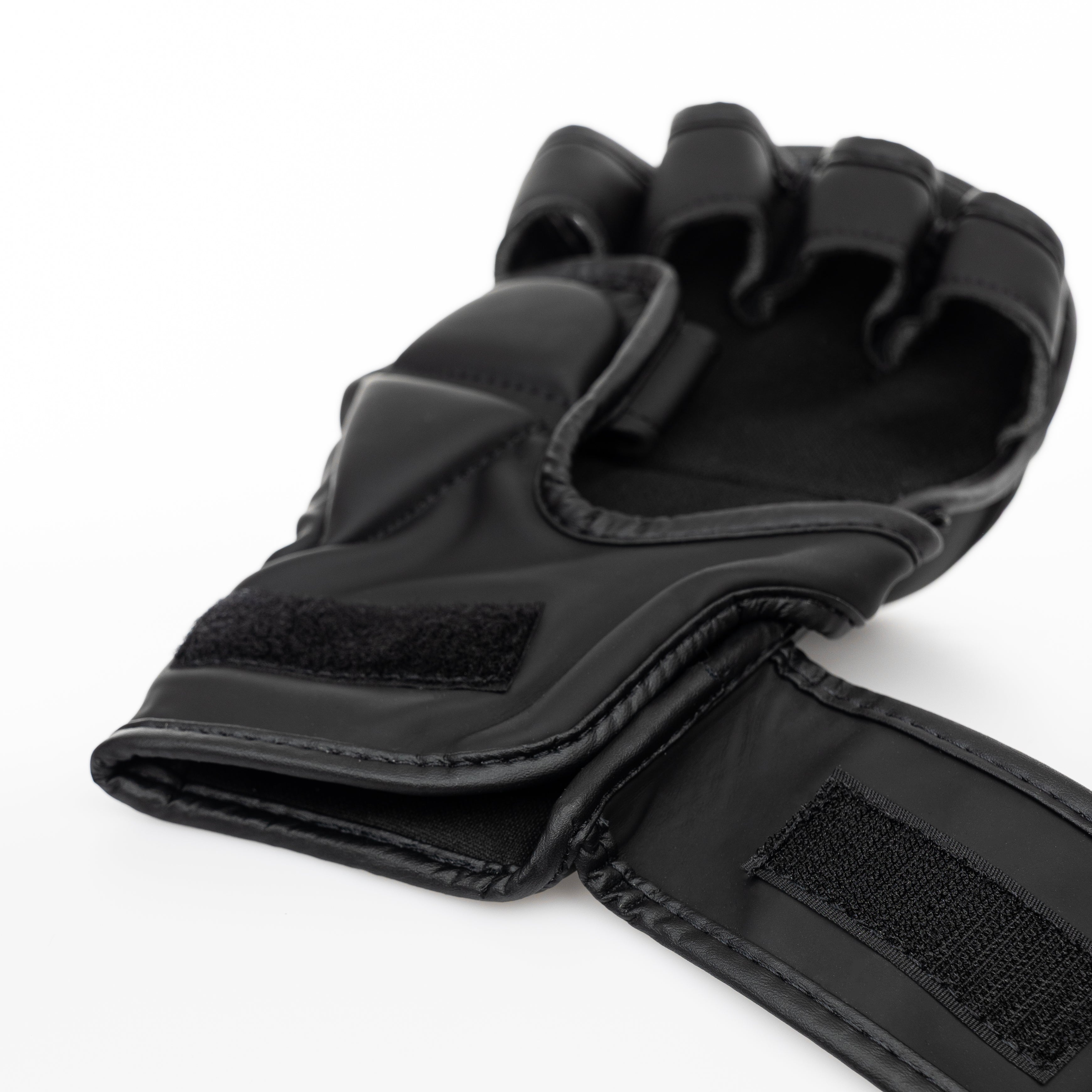 StormCloud Rękawice do MMA Bolt 3.0 Sparingowe Czarne/Czarne