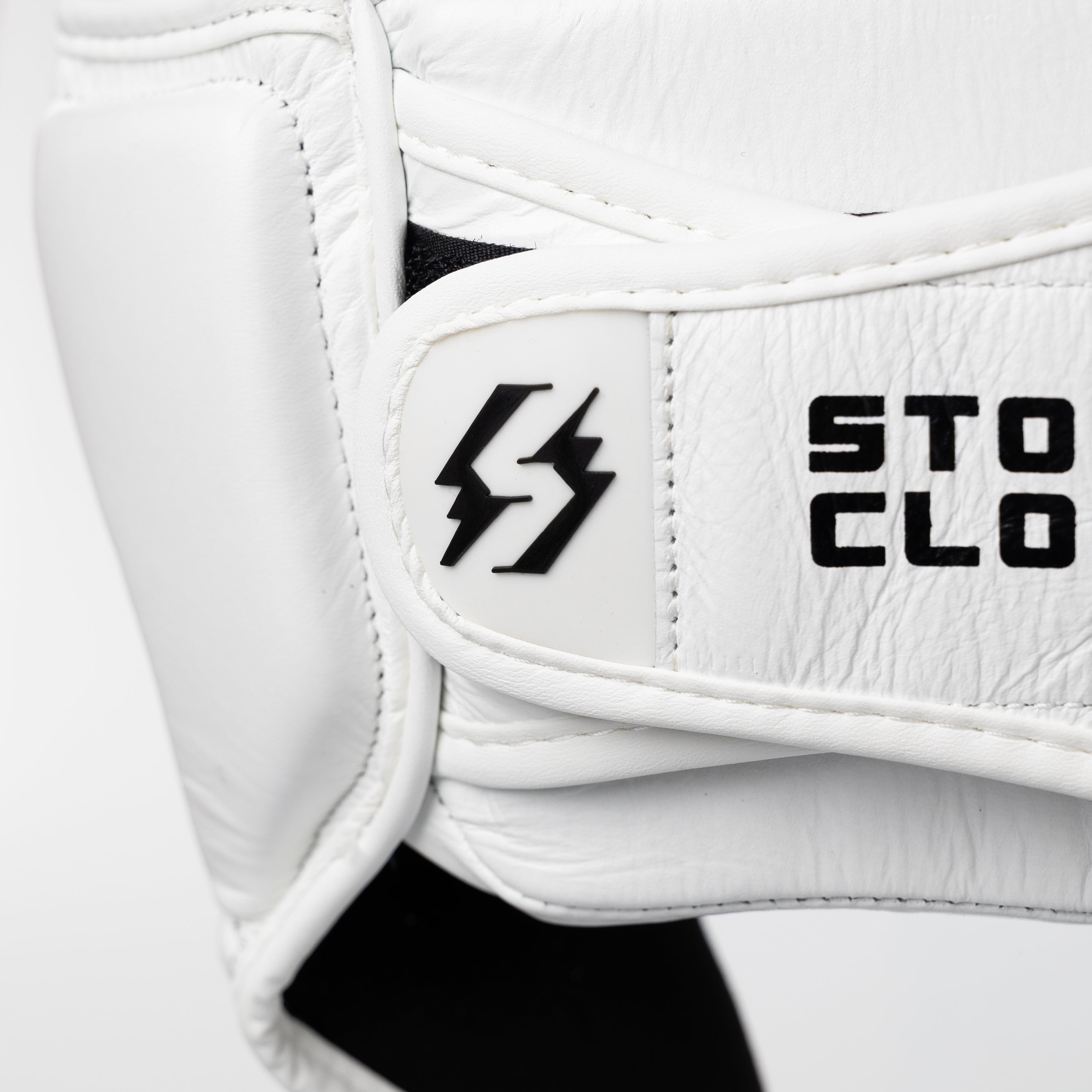 StormCloud Kask Turniejowy Competitor Biały