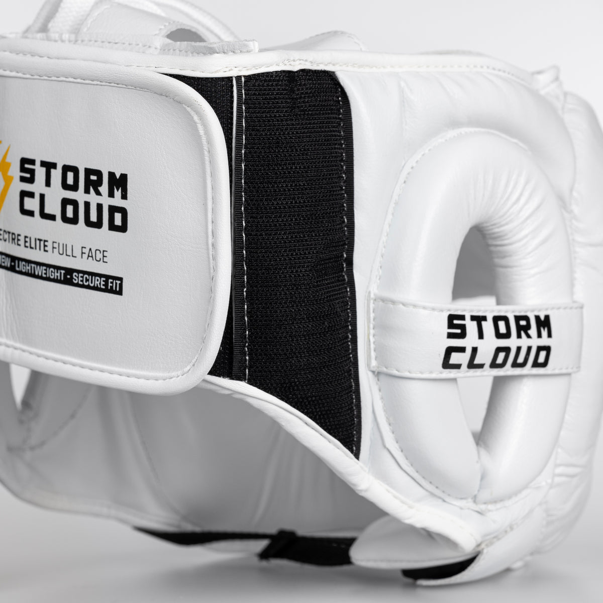 StormCloud Kask Bokserski z Ochroną Nosa Spectre Biały