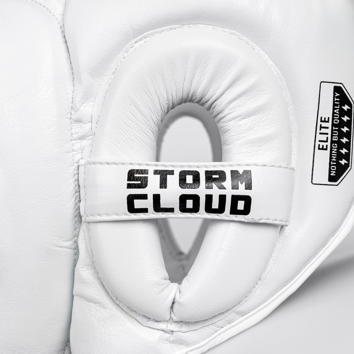 StormCloud Kask Bokserski z Ochroną Nosa Spectre Biały