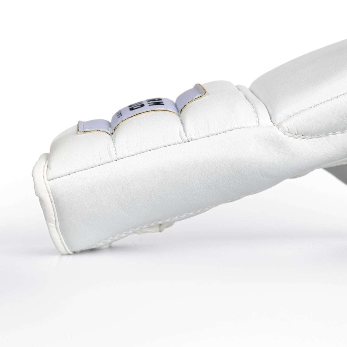 StormCloud Rękawice Vanguard Elite Boxing Wiązane Białe